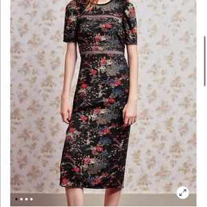 UO Urban Outfitters Emma Marie Lace Trim Floral Print Midi Dress